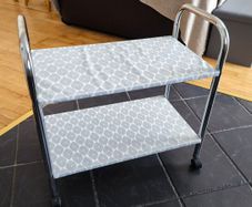 Cart for storing and transporting things at home