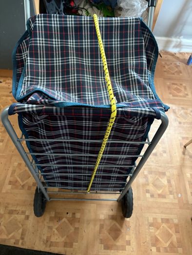 4 wheeled trolley excellent condition