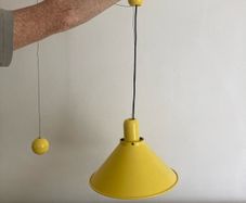 Counterweight ceiling light