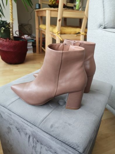 Gallery Beige Ankle Boots Size Uk 6