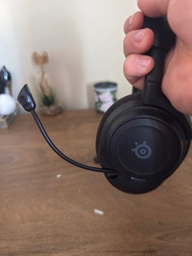 Arctic Nova 5 Wireless Headphones