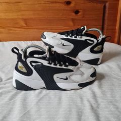 2019 nike zm air Size 5.5 eu 39 black/white In excellent condition