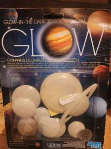Glow in the dark 3d solar system