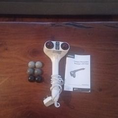 Compact massager