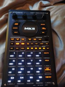 Roland SP-404 mk2