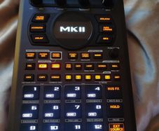 Roland SP-404 mk2