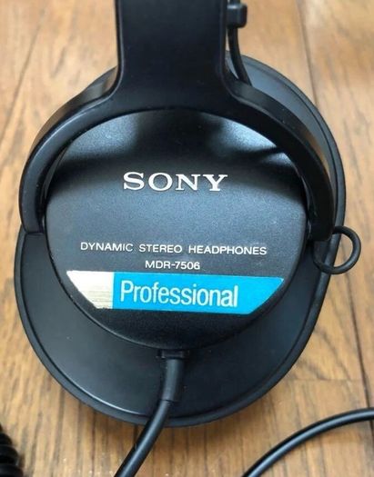 Sony MDR7506 studio monitor Headphones