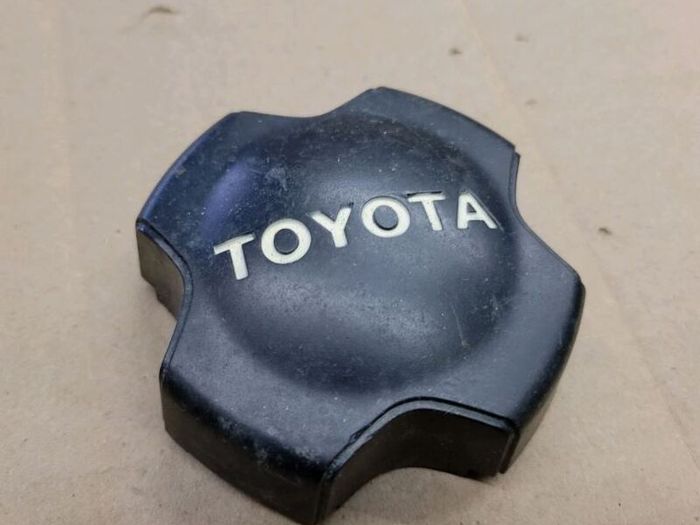 1 x Genuine Toyota Corolla E8 Starlet EP70 EP82 EP 91 Steel Wheel Centre Cap 42603-10120