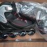 Man roller skates. Image 4