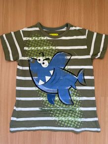 Next boys shark t-shirt, 4-5y