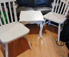 2 kitchen chairs and coffee table