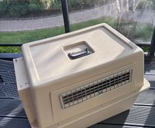 International Pet Carrier. Cream, Beige.
