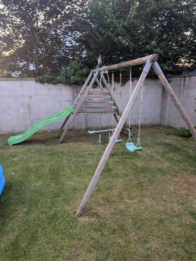 double swing set and slide