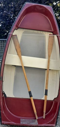 Fibreglass dingy