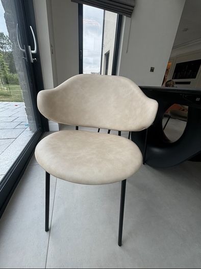 Calligaris Seashell dining table & 8 Calligaris chairs
