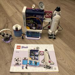 41713 Lego Friends Olivias Space Academy