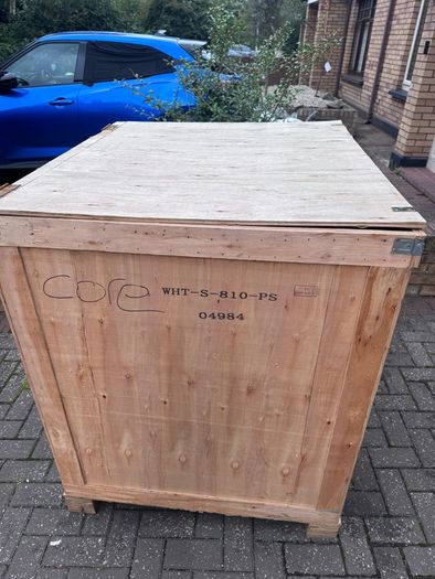 Free wooden box