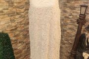 white lace pencil dress size 16 Postage included