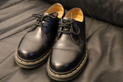 Dr Martens AW5021 1451 (EU size 36)