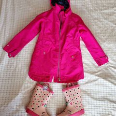Regatta Windbreaker, size 140. Free gift: boots, size 33