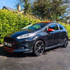 Ford Fiesta 1.0 Zetec S Black Edition 140HP