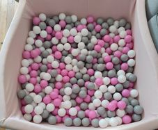 Ball pit