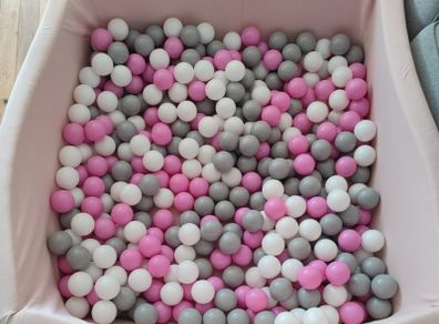 Ball pit