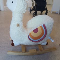lama rocker kids bedroom