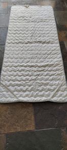 Mattress protector for single bed
