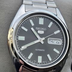 Seiko 5 Snxs