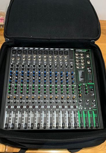 Mackie ProFX16v3 Analog Desk