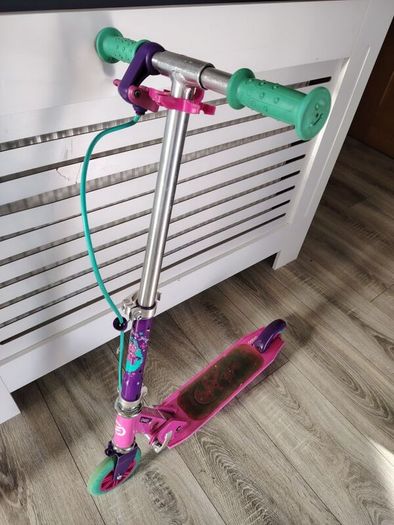 Oxelo girls scooter