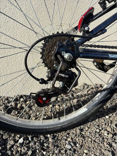 Apollo Kinx Girls bike