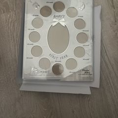 baby photo album