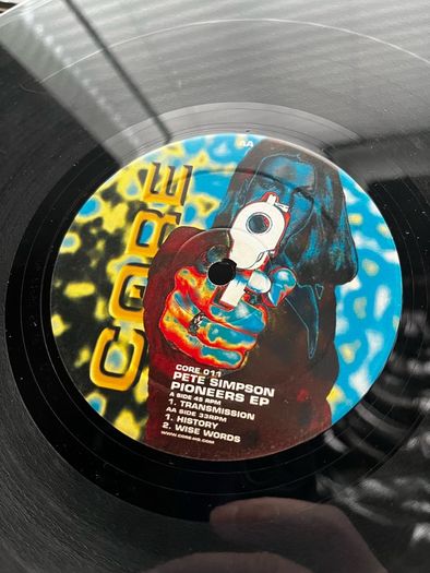 10e each Techno 12" vinyl