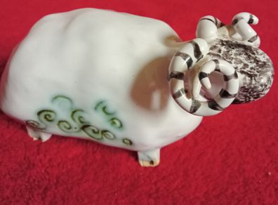 Old Ram  ( Ornament/ Figurine  )