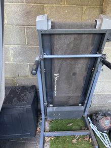 Folding V-fit Treadmill