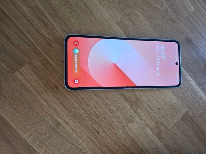 Samsung Z Flip 6 256gb Phone