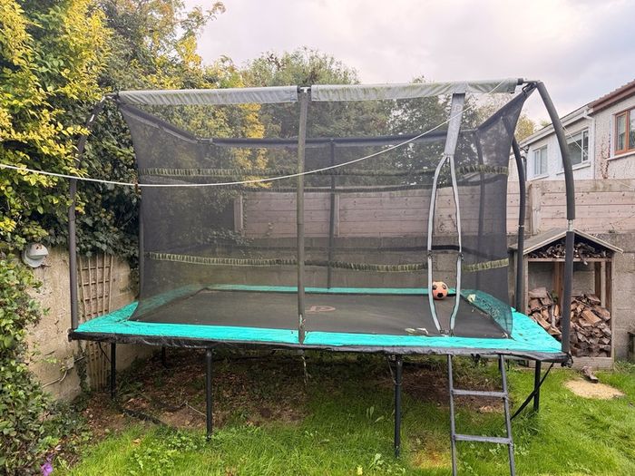 trampoline 8 x 12 jump power