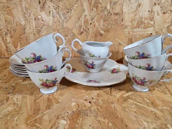 Tea sets x2