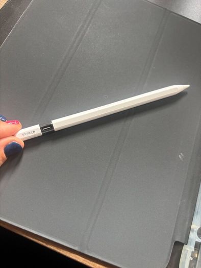 iPad (A16, 2025 11-inch Wi-Fi 126gb & Apple Pencil