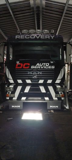 recovery truck decals / signwriting