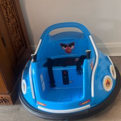 Bumper car ride on