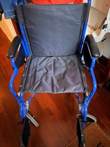 Home care medical wheelchair