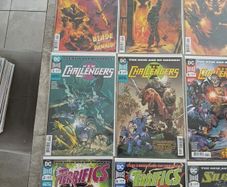 Dark Knights Metal Tie ins joblot of 18 comics freepost