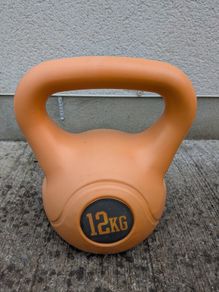 12 kg kettlebell