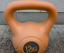 12 kg kettlebell