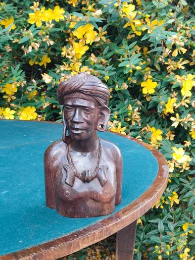 African male Tribal bust