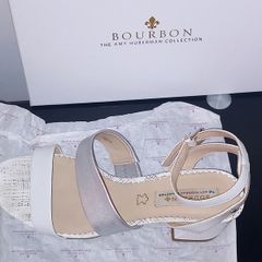 Ladies Leather Sandals