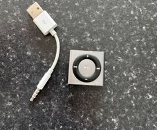 ipod shuffle 4th generation